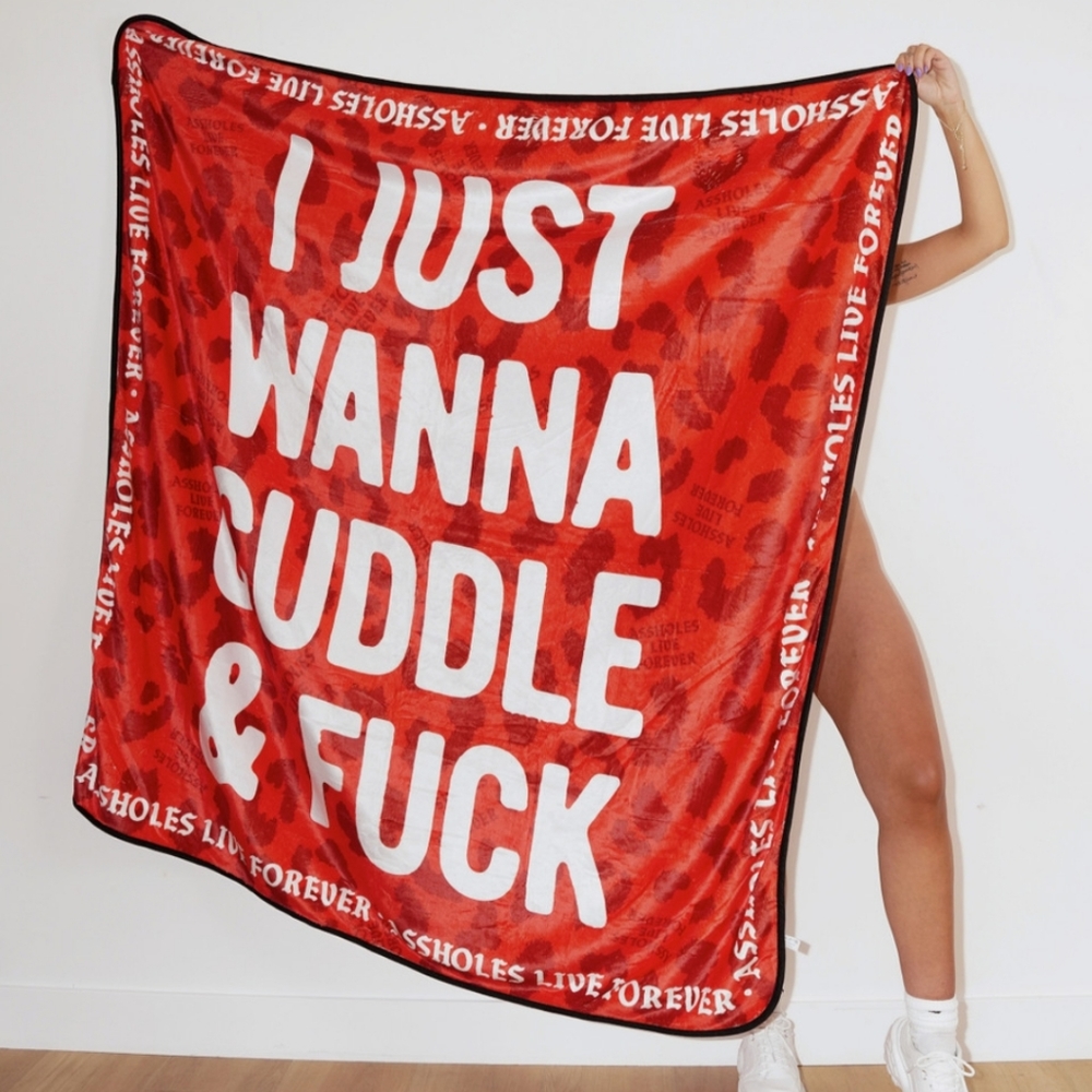 NEW! ALF Netflix & Chill Blanket